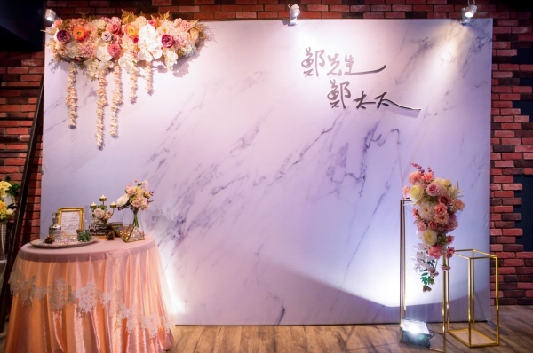 玉顏大理石背板套餐