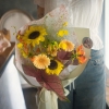 金色向日葵鮮花畢業花束