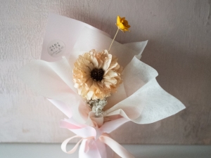 畢業索拉花小花束