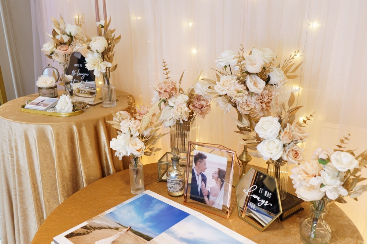 LINE ALBUM 231001 白金盛典 231004 10