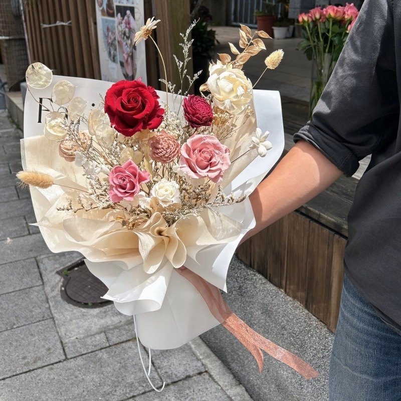 LINE ALBUM 永生中型花束參考圖1700 240723 3