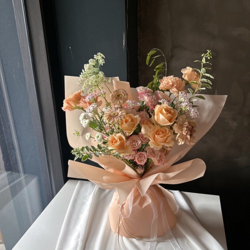 LINE ALBUM 鮮花中型花束參考圖1700 2000 240723 13