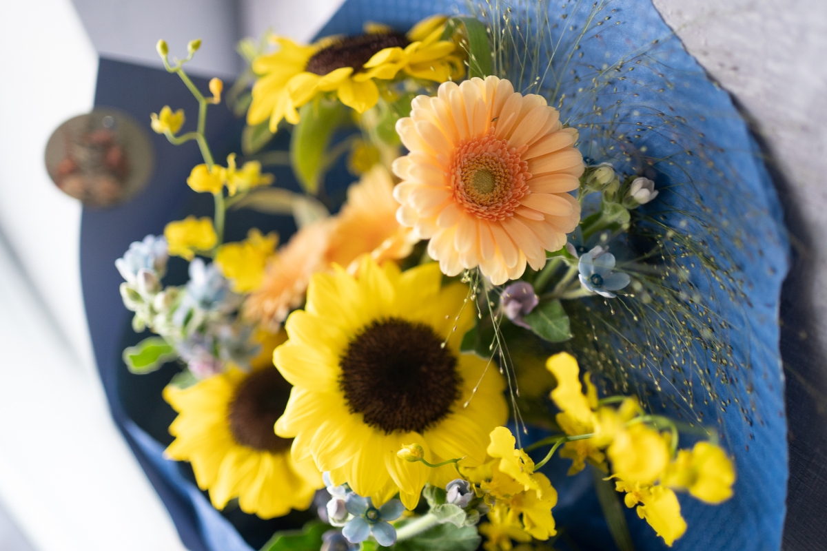 向日葵藍星花鮮花束