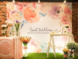 Alternative view of 繽紛水彩花套餐